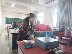 7b69f0d68fe545b30c6bdbe66e40c87